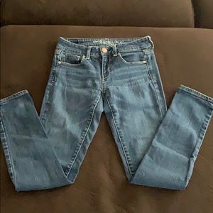 Women’s American eagle jeans